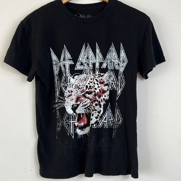 Def Leppard tee size M - Picture 1 of 4